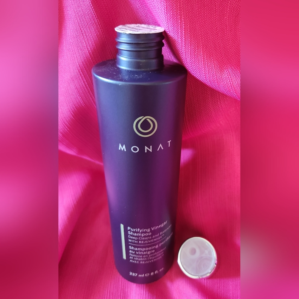 Monat purifying vinegar shampoo